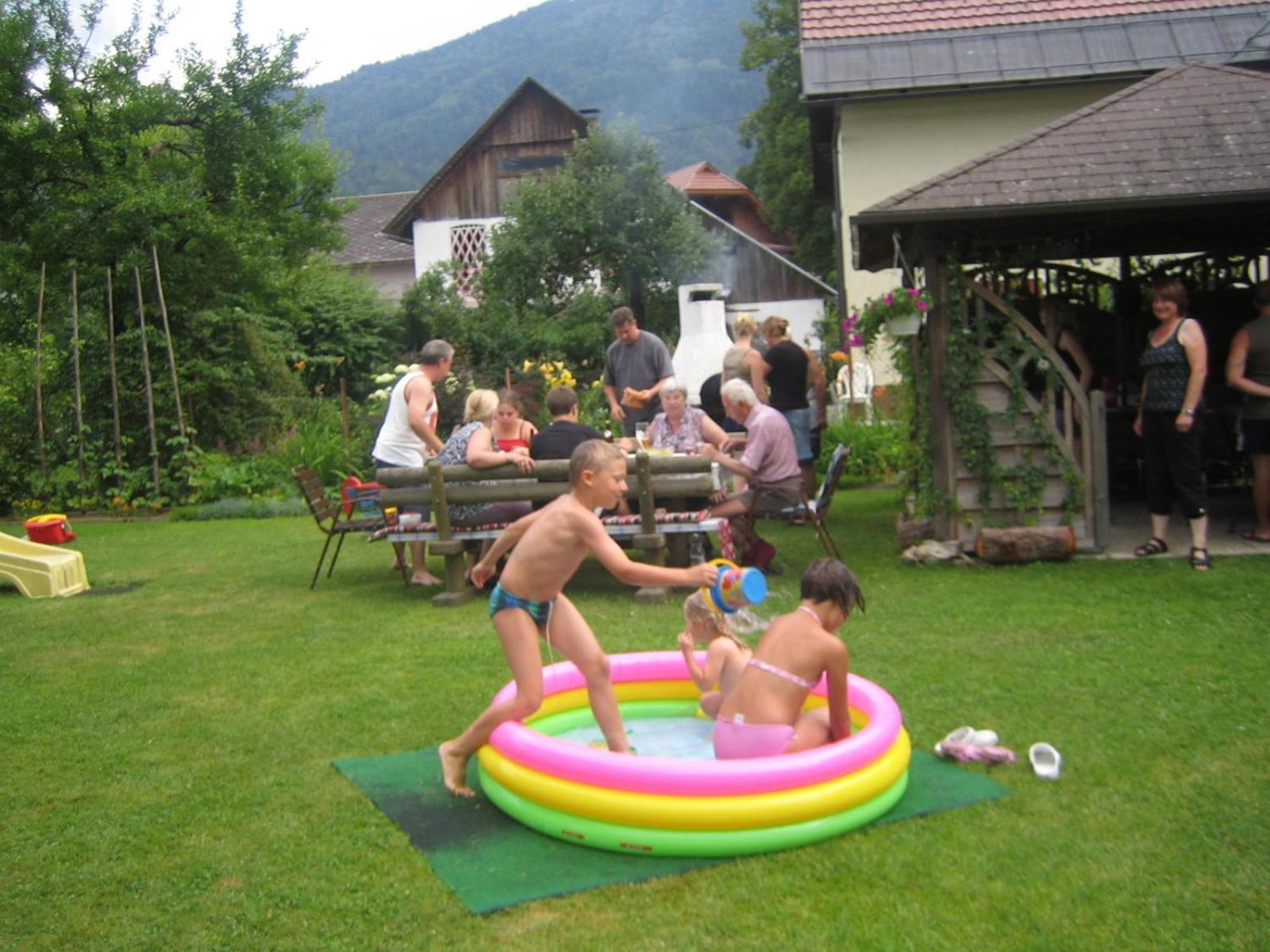 Ferienwohnung Plozner Rattendorf Bagian luar foto